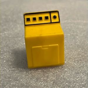 Vintage Fisher Price Play Family little people yellow clothes dryer